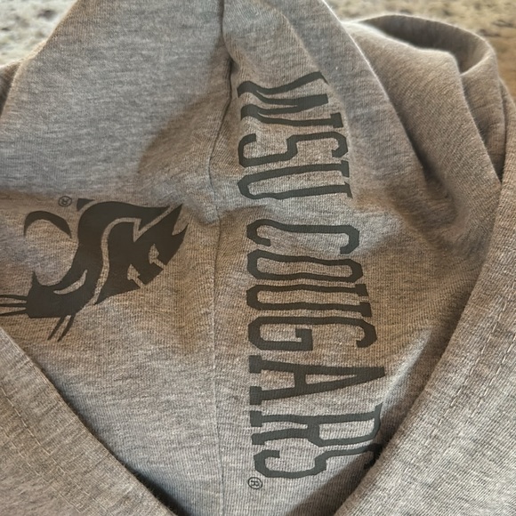 Women’s WSU Long Sleeved Layered Looking Hooded Shirt/Sweatshirt. - Picture 2 of 4